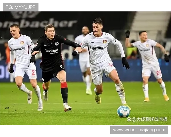 弗赖堡与沃尔夫斯堡一役,VAR判决再度成为焦点 弗赖堡与沃尔夫斯堡一役,VAR判决再度成为焦点